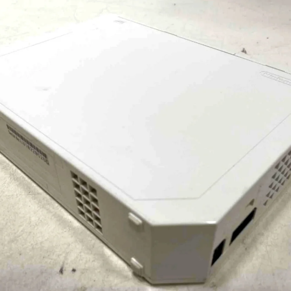 White Nintendo Wii RVL-001 Console W/ A/V & Power & Sensor Bar